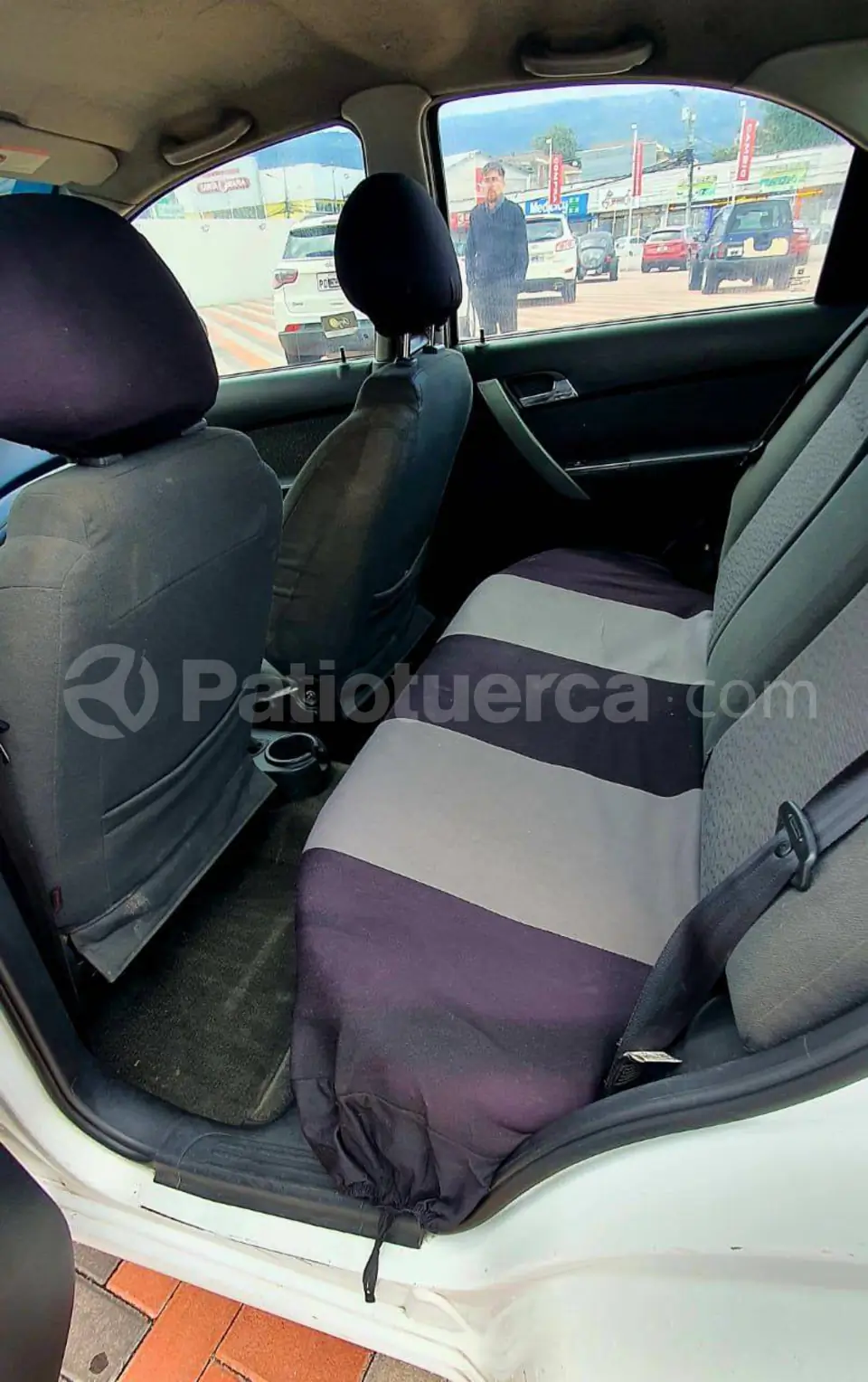 Foto 4 de Chevrolet Aveo Emotion