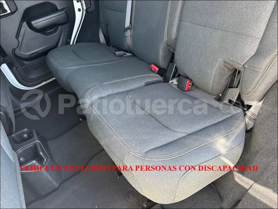 Foto 11 de Jeep Wrangler Unlimited Sport