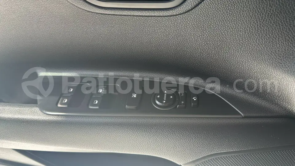 Foto 20 de Kia Stonic LX