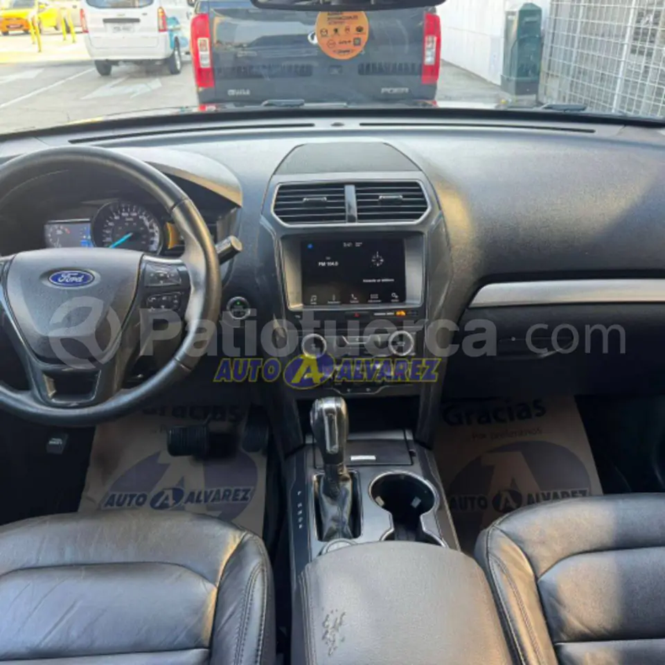 Foto 7 de Ford Explorer XLT