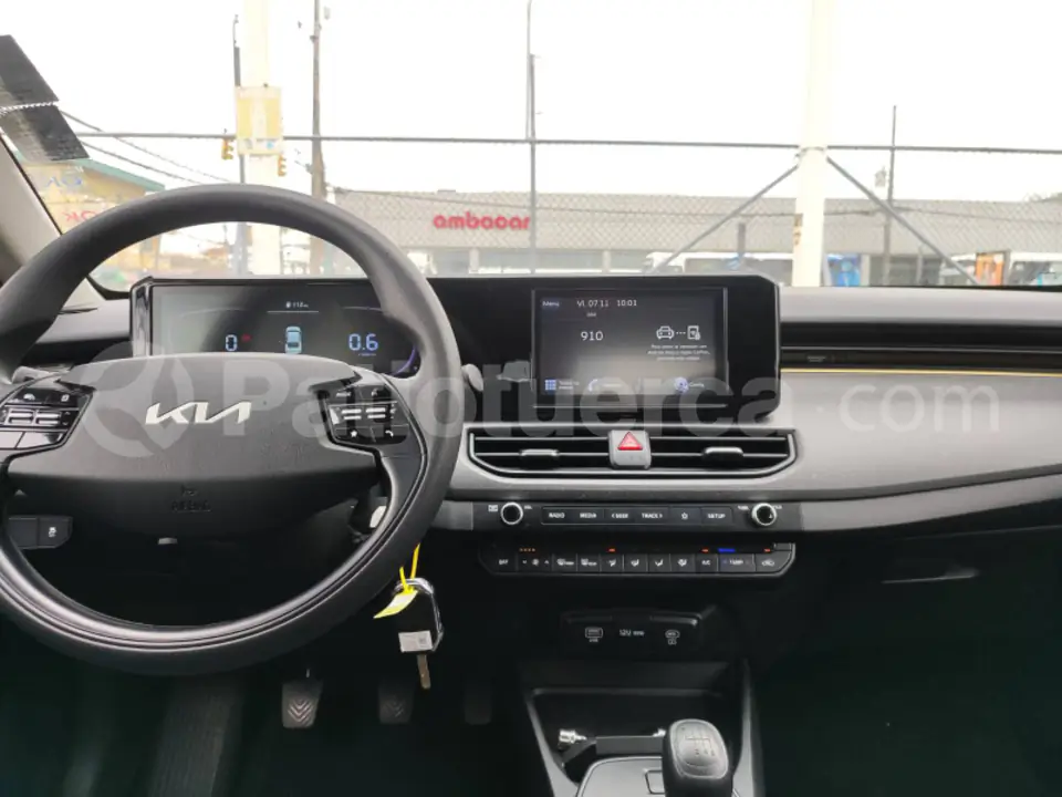 Foto 10 de Kia K3 EX