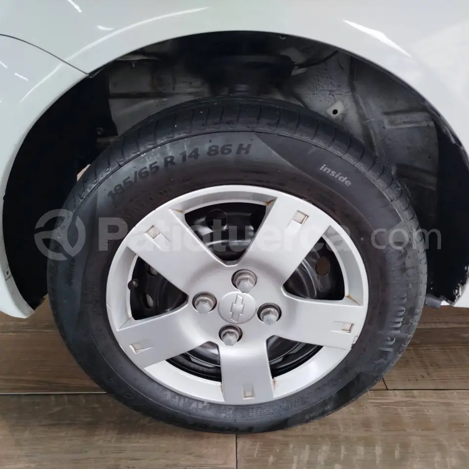 Foto 10 de Chevrolet Aveo Family