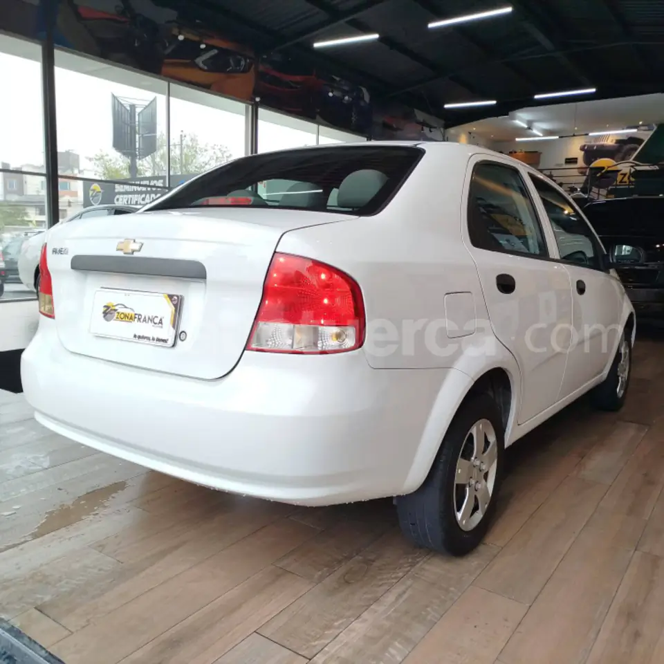 Foto 11 de Chevrolet Aveo Family