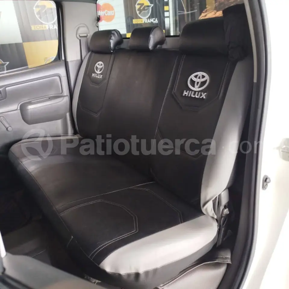 Foto 5 de Toyota Hilux CD 4x2 Diesel