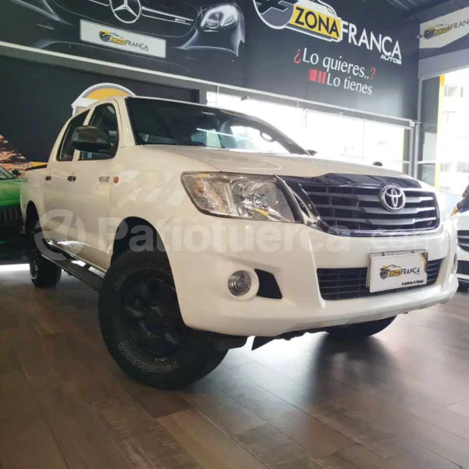 Foto 9 de Toyota Hilux CD 4x2 Diesel