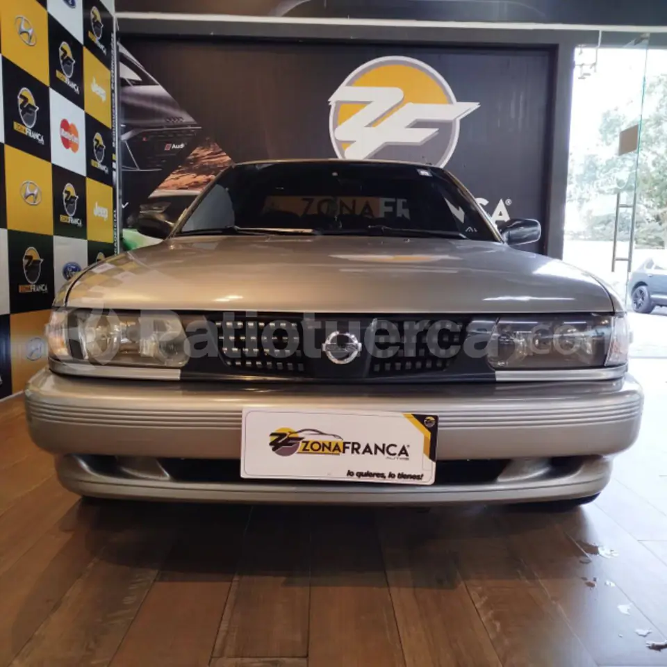 Foto 2 de Nissan Sentra