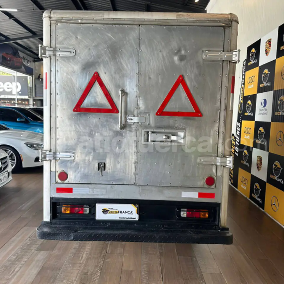 Foto 7 de Mazda BT-50 CS 2.2