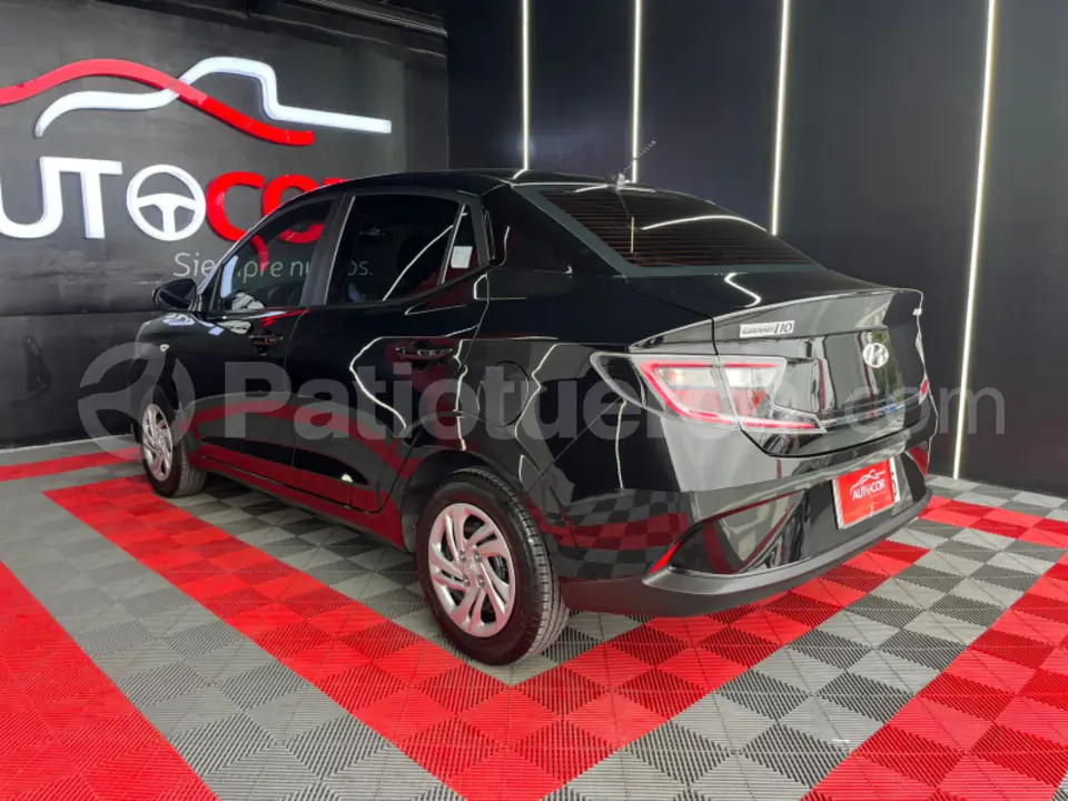 Foto 2 de Hyundai GRAN I10