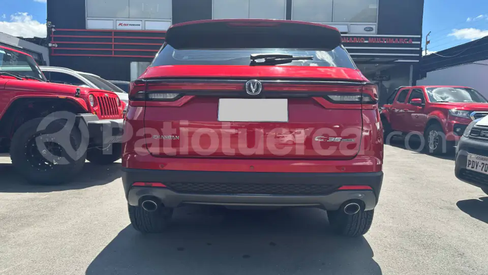 Foto 7 de Changan CS35