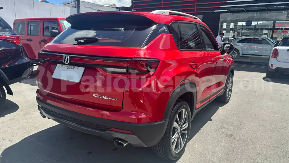 Foto 11 de Changan CS35