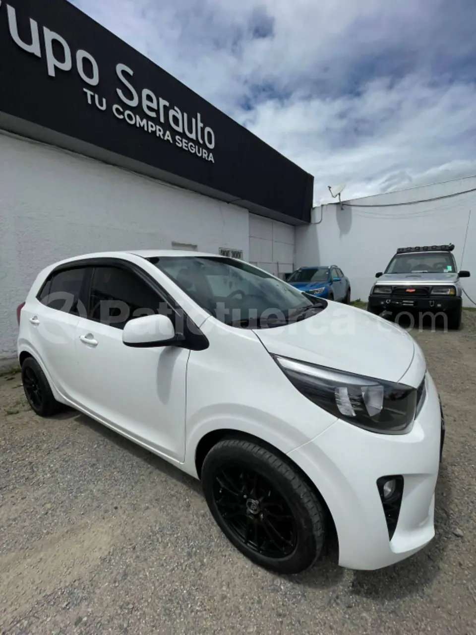 Foto 7 de Kia PICANTO LX