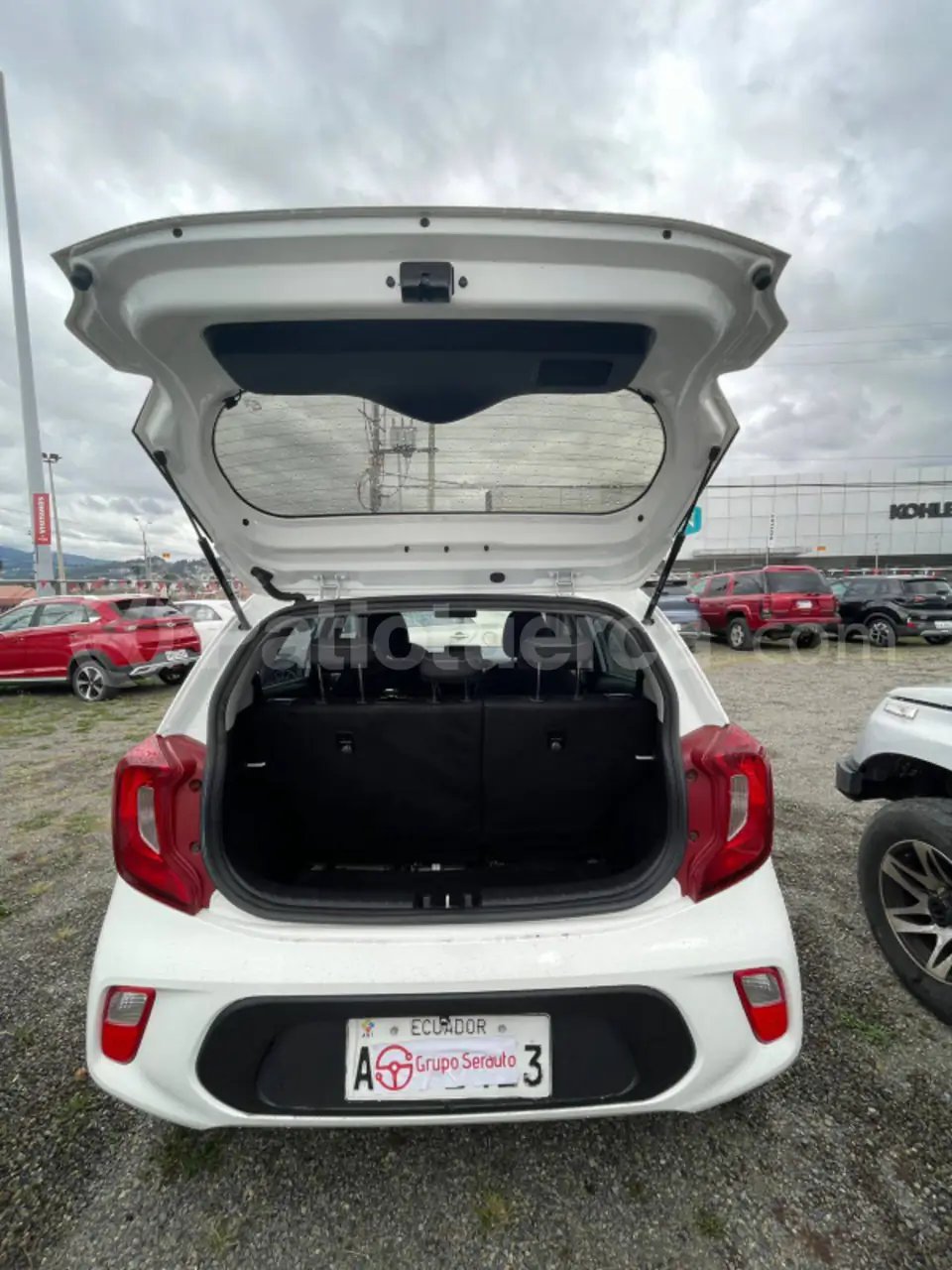 Foto 14 de Kia PICANTO LX