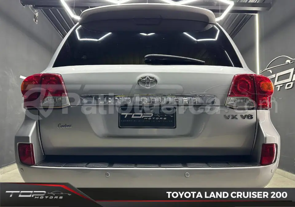 Foto 16 de Toyota Land crusier L200