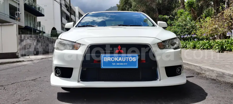 Foto 2 de Mitsubishi Lancer Evolution X