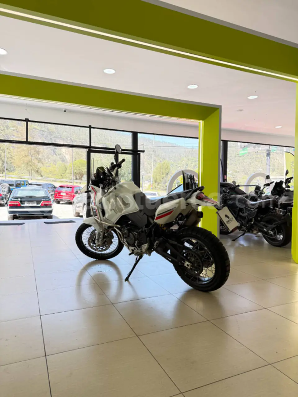 Foto 2 de Ducati DesertX