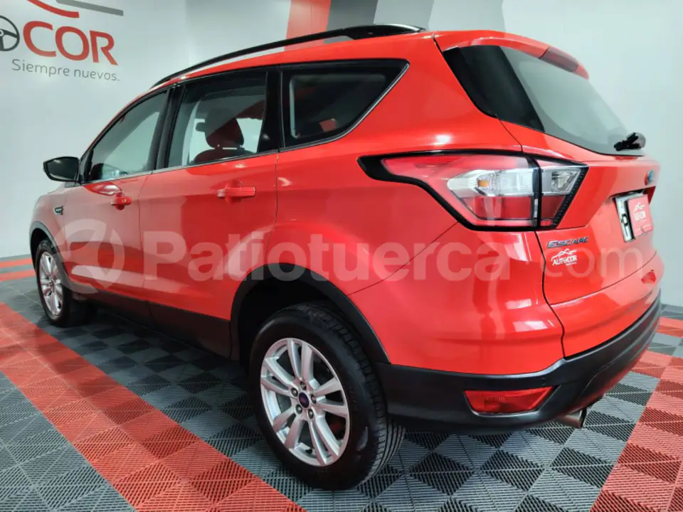 Foto 3 de Ford Escape