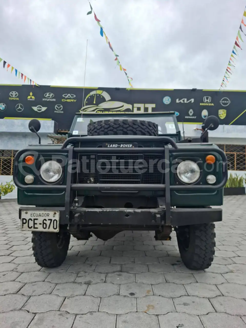 Foto 1 de Land Rover Santana