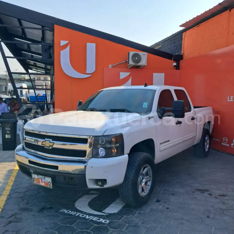 Foto 2 de Chevrolet Silverado Hibrido 4x4