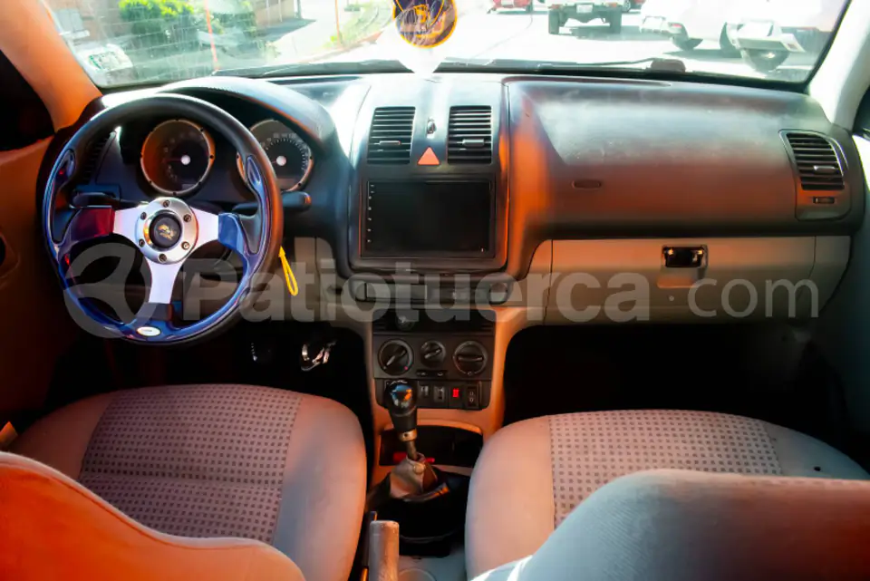 Foto 8 de Volkswagen Polo Classic