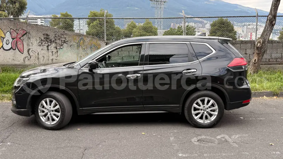 Foto 2 de Nissan X-Trail Sense 2 Row