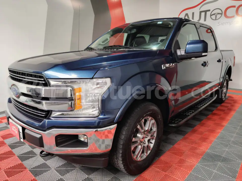 Foto 1 de Ford F150 XLT Lariat
