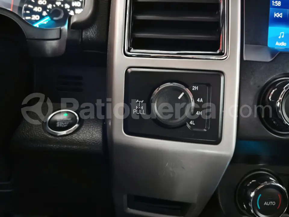 Foto 13 de Ford F150 XLT Lariat