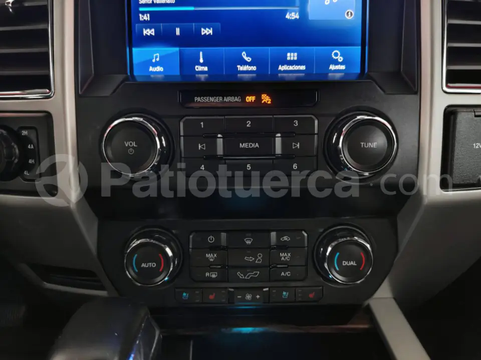 Foto 15 de Ford F150 XLT Lariat