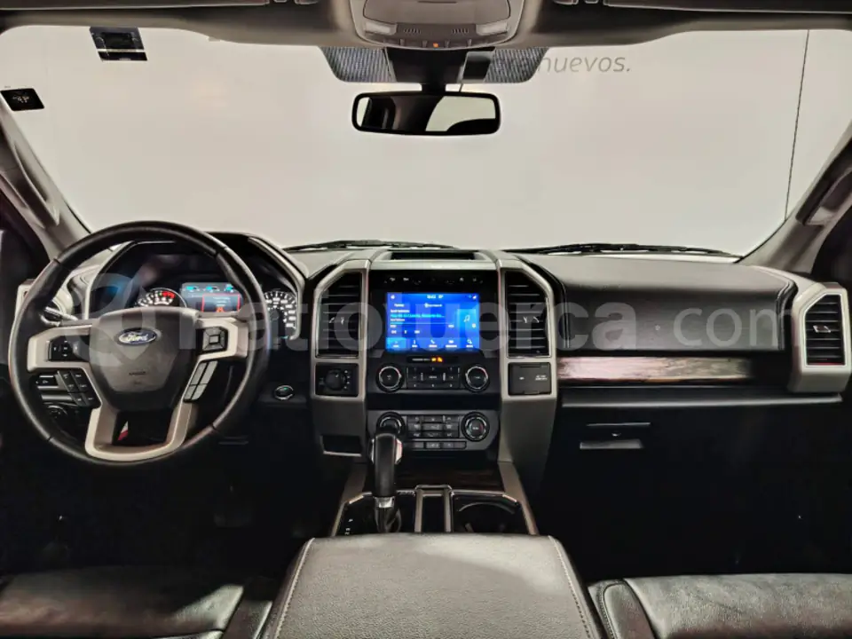 Foto 29 de Ford F150 XLT Lariat