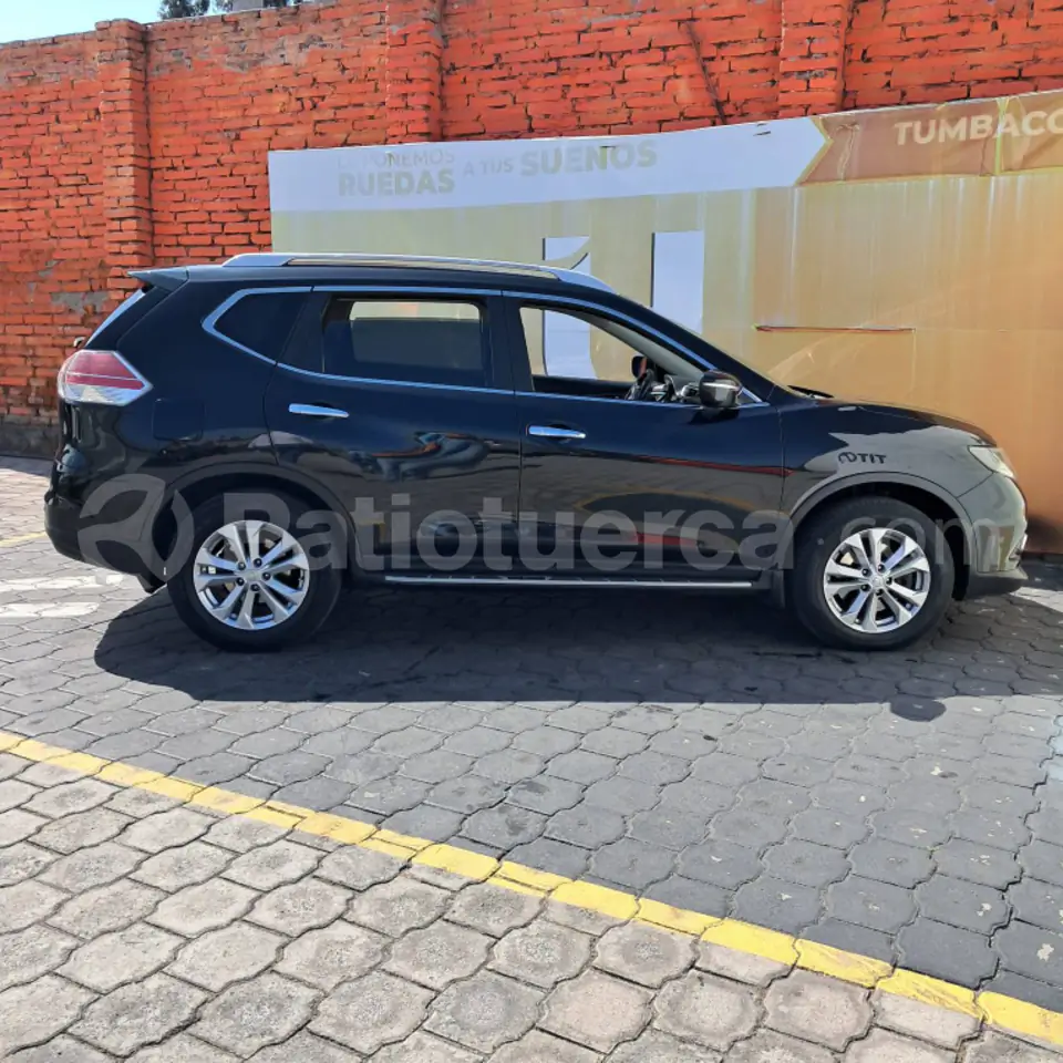 Foto 2 de Nissan xtrail  Advance