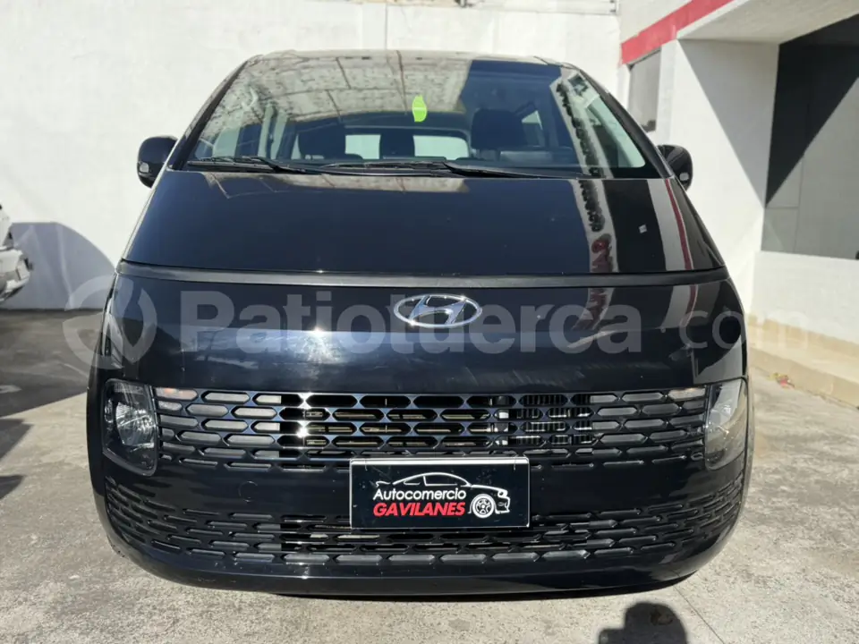 Foto 2 de Hyundai Staria