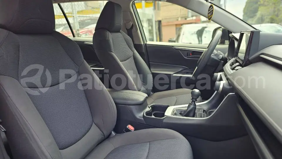 Foto 15 de Toyota RAV 4