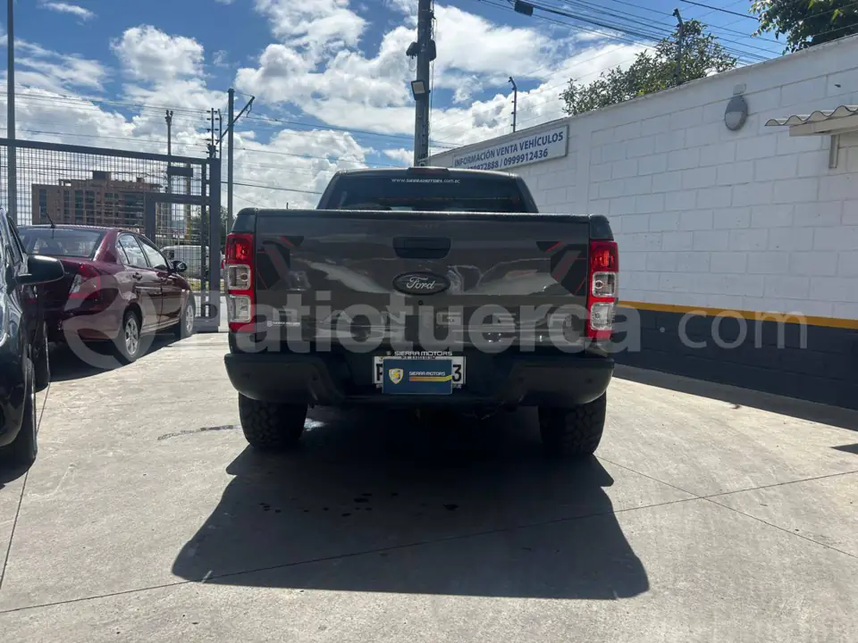 Foto 4 de Ford RANGER XLS