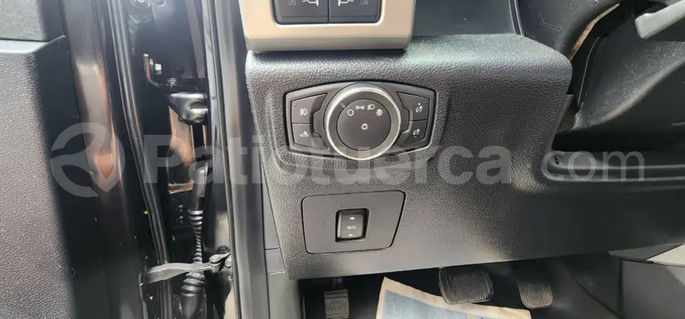 Foto 13 de Ford F150 Lariat