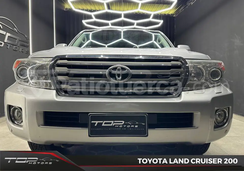 Foto 2 de Toyota Land crusier L200