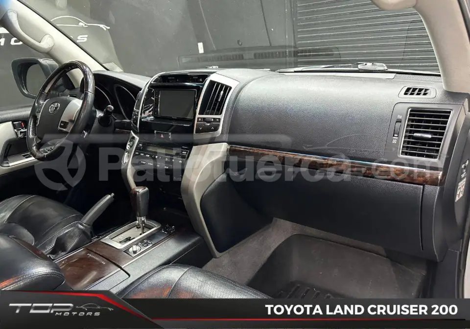 Foto 11 de Toyota Land crusier L200