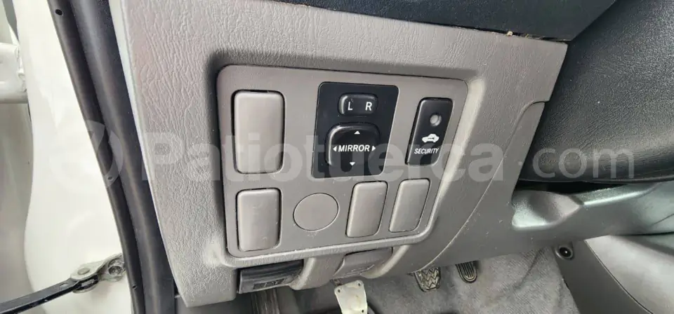 Foto 11 de Toyota TOYOTA	NEW HILUX SR 2.7 CD 4X4