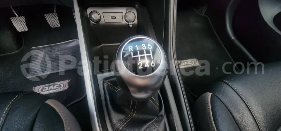 Foto 18 de JAC S4 TURBO