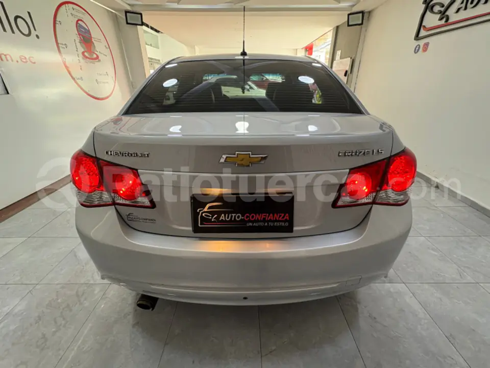 Foto 7 de Chevrolet Cruze
