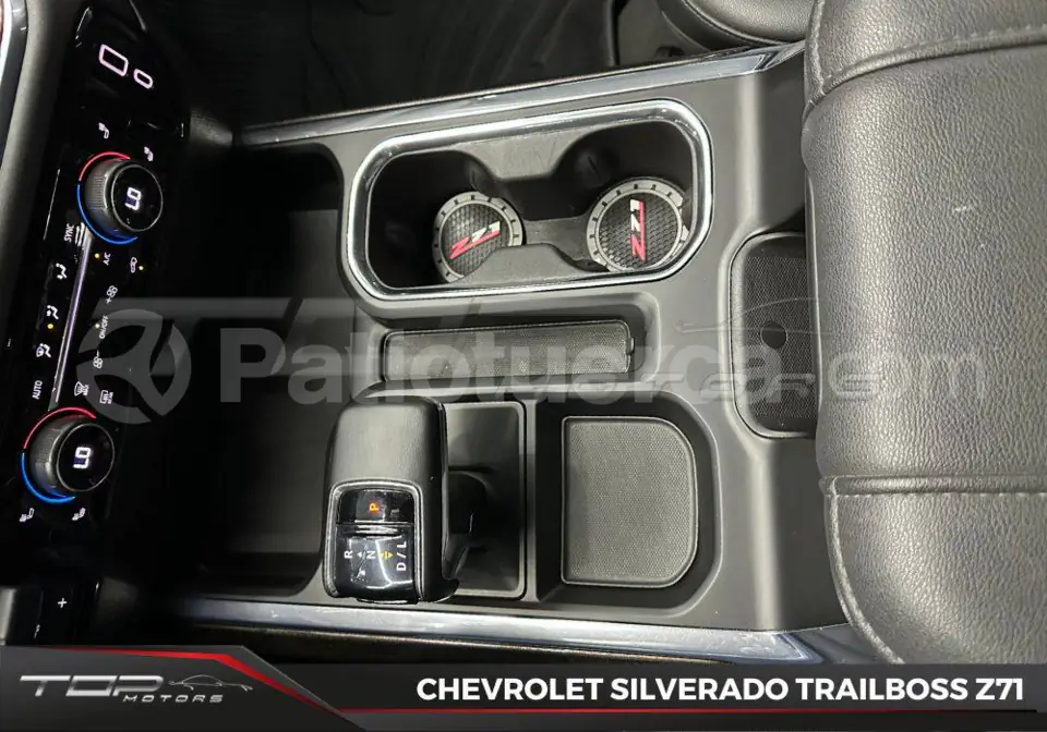 Foto 22 de Chevrolet Silverado Trailboss Z71 AC