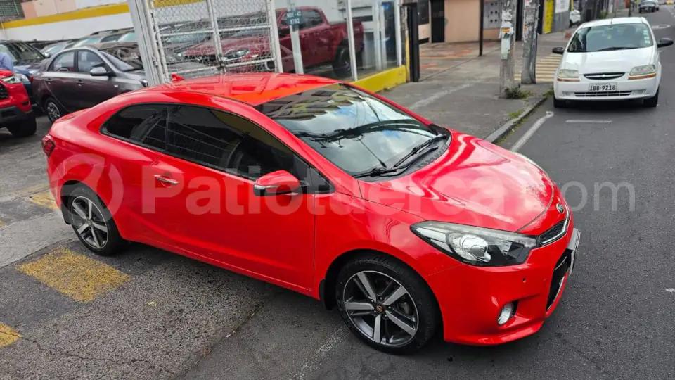 Foto 2 de Kia Cerato Koup