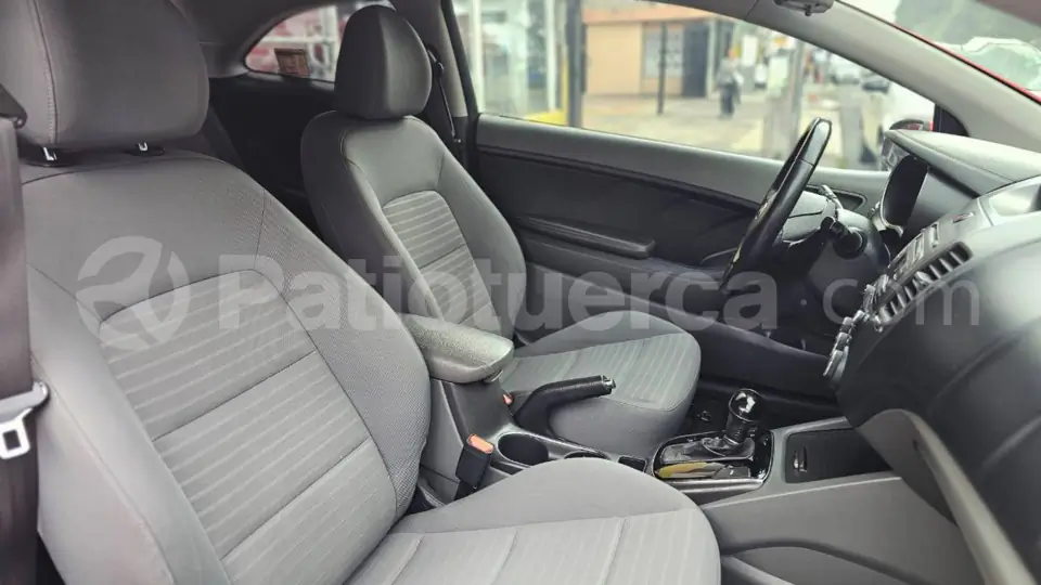 Foto 15 de Kia Cerato Koup