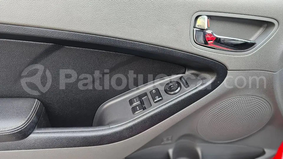 Foto 19 de Kia Cerato Koup