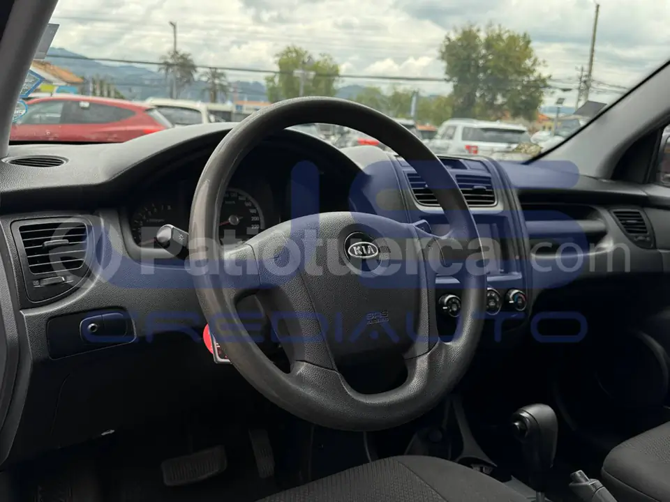 Foto 11 de Kia Sportage LX AT