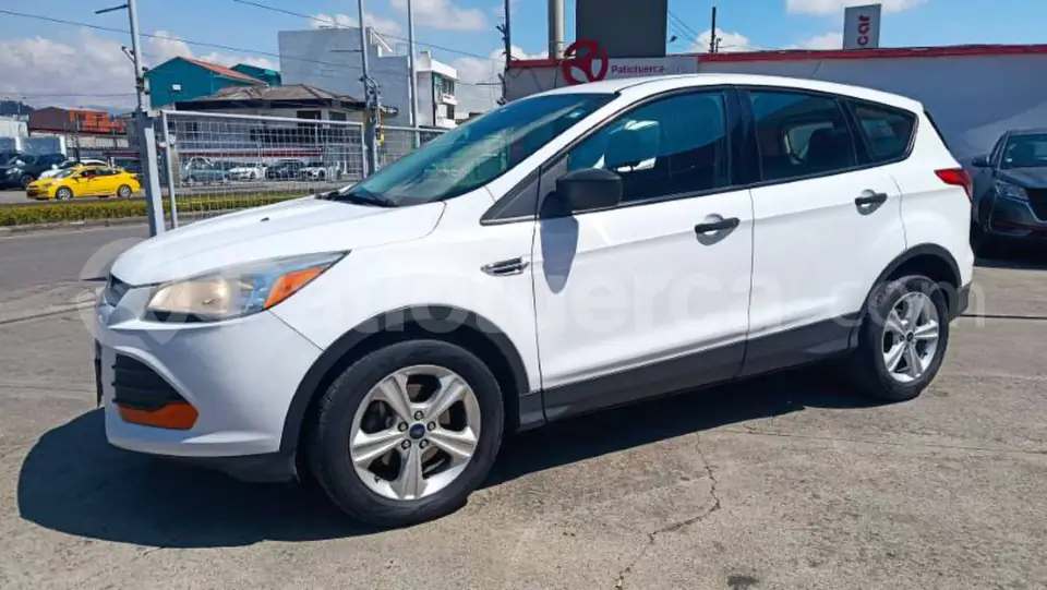 Foto 2 de Ford Escape S