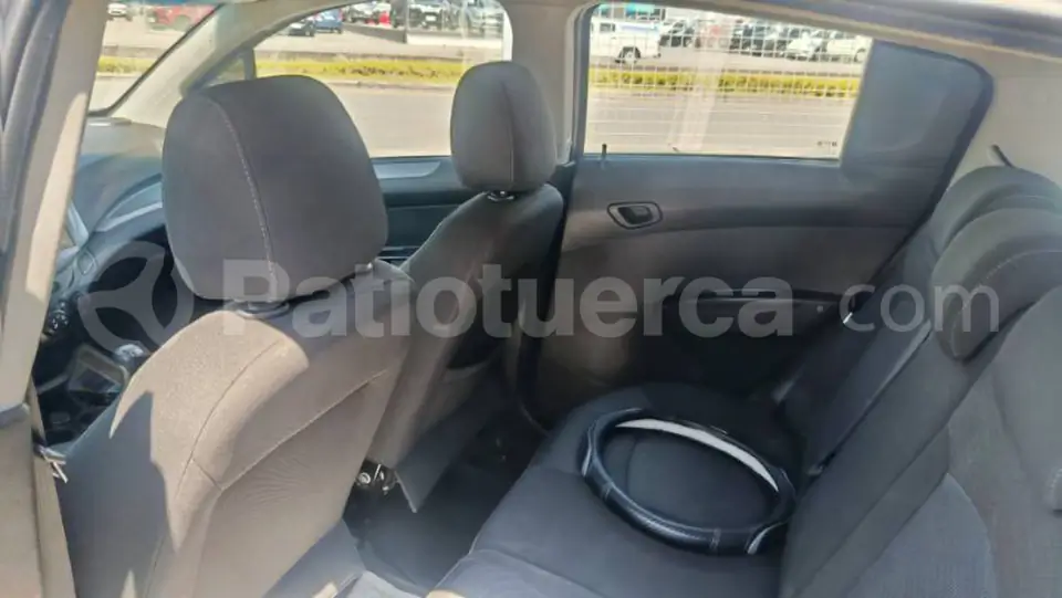 Foto 8 de Chevrolet Spark GT LTZ