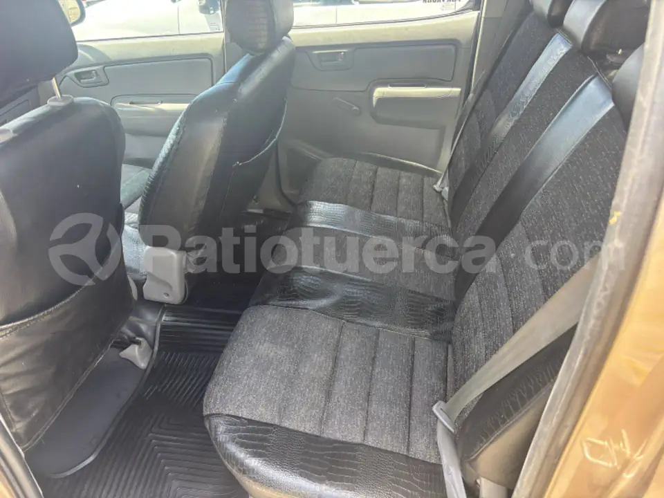 Foto 6 de Toyota ETT HILUX