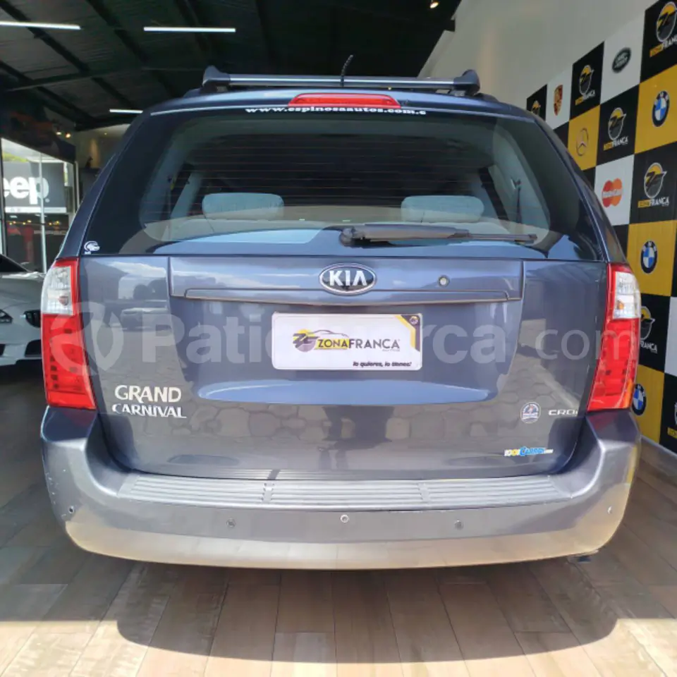 Foto 12 de Kia Carnival