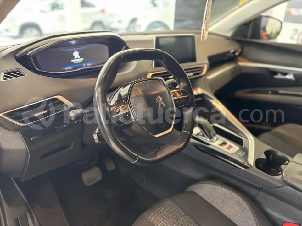 Foto 2 de Peugeot 3008