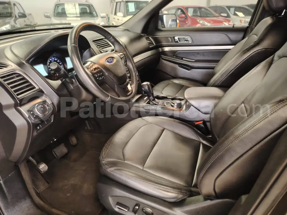 Foto 16 de Ford Explorer XLT