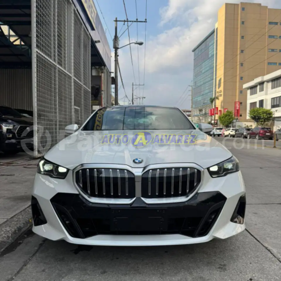 Foto 5 de BMW 520i